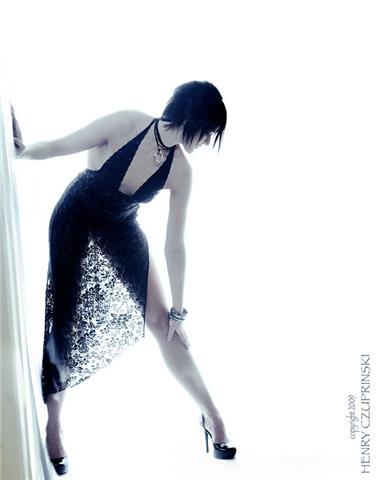Female model photo shoot of Sara Schaefer by Henri3
