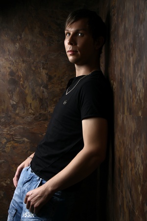 Male model photo shoot of David Ulla