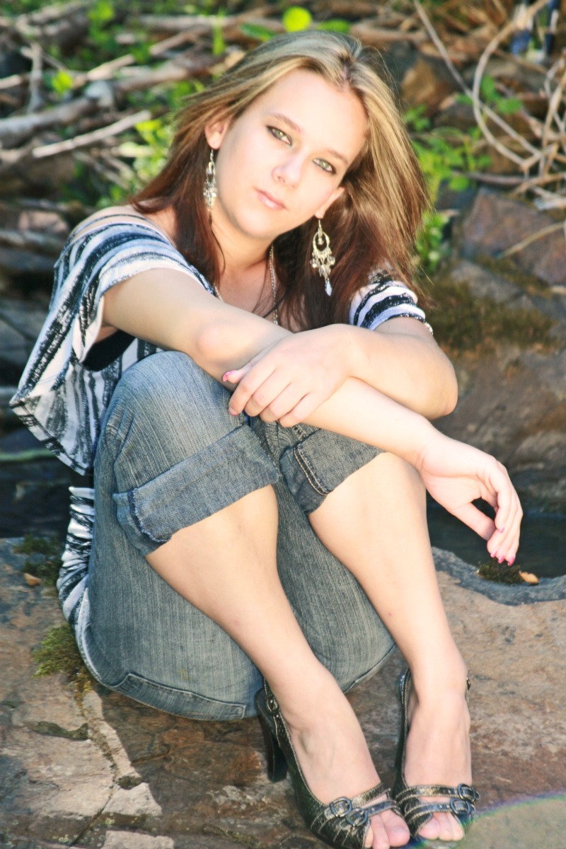 Female model photo shoot of Skylerlove in Eugene Oregon