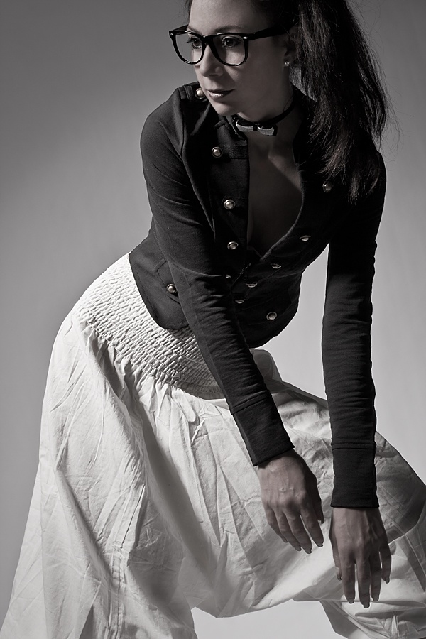 Female model photo shoot of Rebecca Koop