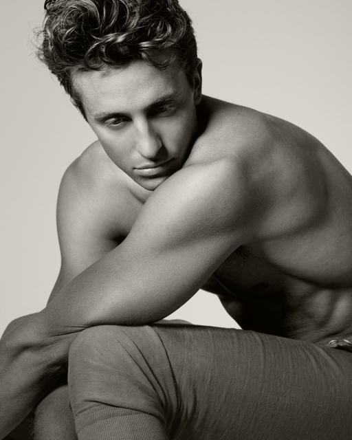 Male model photo shoot of Tadeo Maria