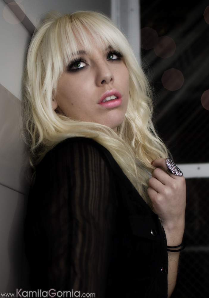 Female model photo shoot of Delilah Dread by Kamila Gornia