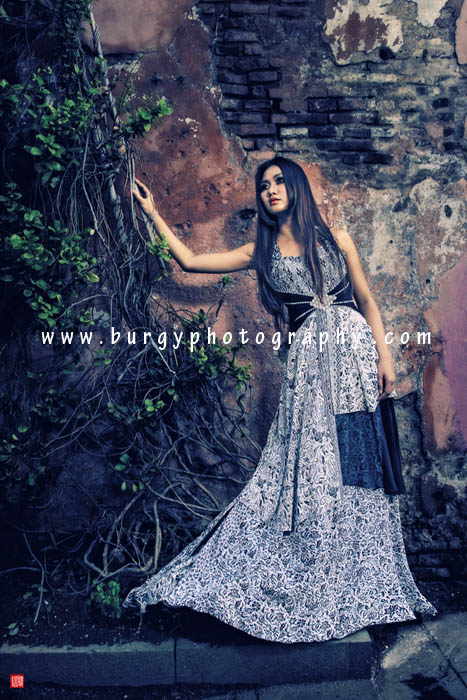 Female model photo shoot of endina by burgy in jakarta/ indonesia, makeup by dedenro