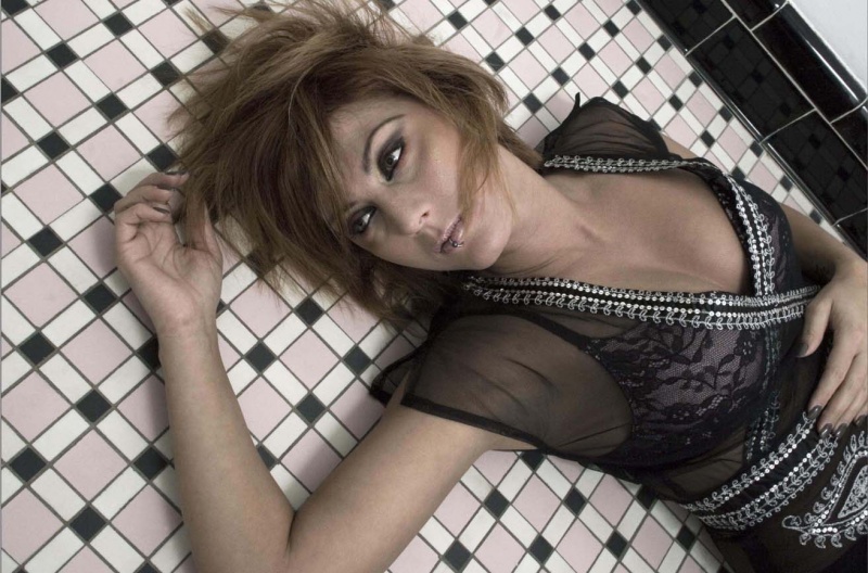 Female model photo shoot of Melissa Rosenwald 