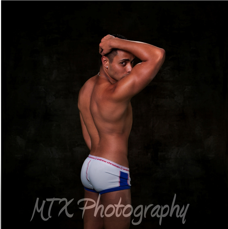 Male model photo shoot of mtxPhoto