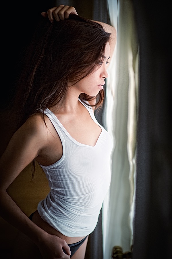 Female model photo shoot of ezhong