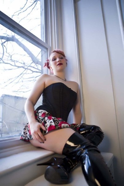 Female model photo shoot of Lily Eve by Mark Vetrini