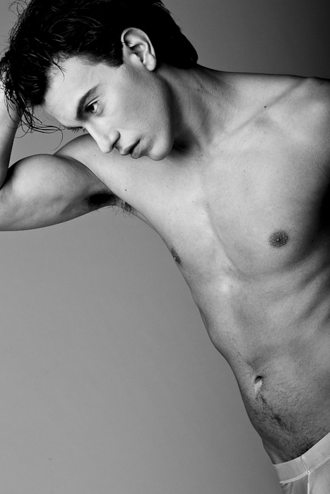 Male model photo shoot of Manny Lopez
