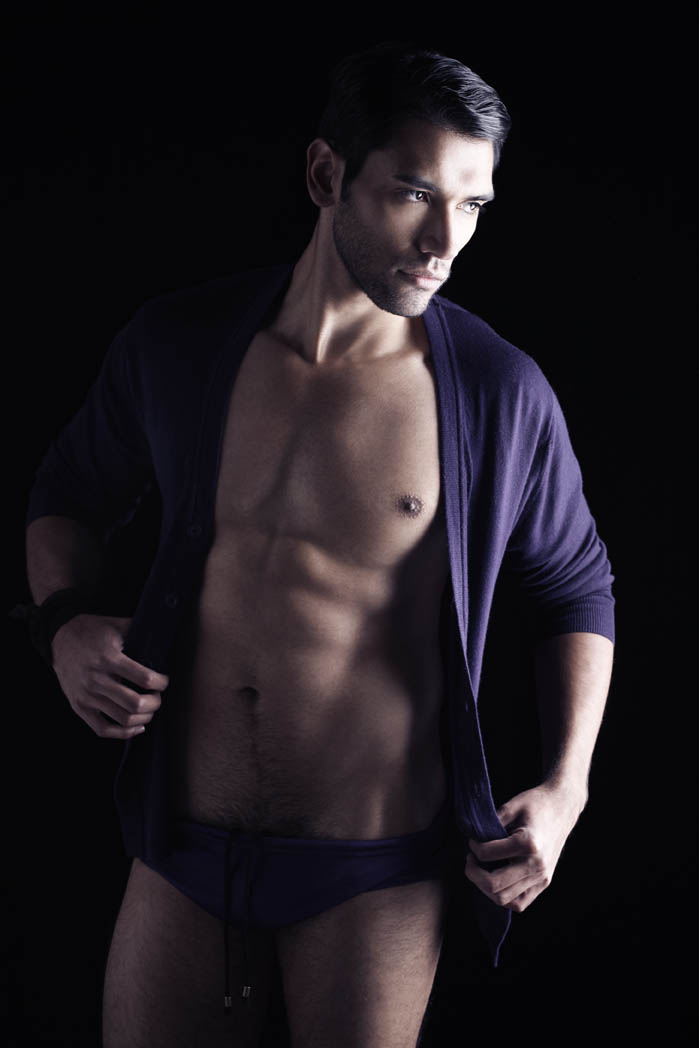 Male model photo shoot of Alexis_T_papadopoulos