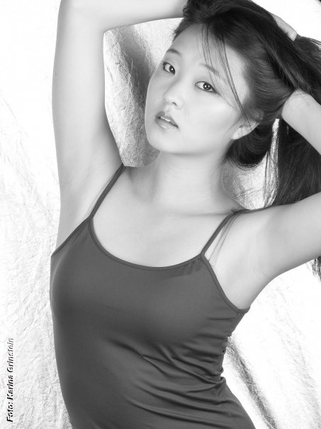 Female model photo shoot of Eunay