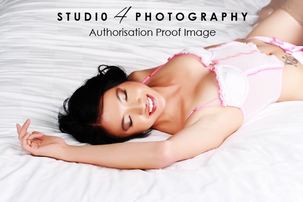 Female model photo shoot of aimzee