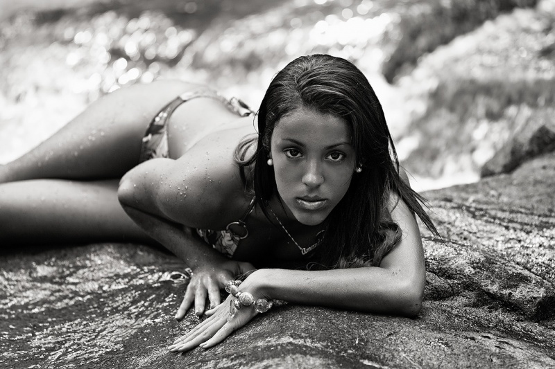 Female model photo shoot of Bentivi Photography in Rio de Janeiro/ Brazil