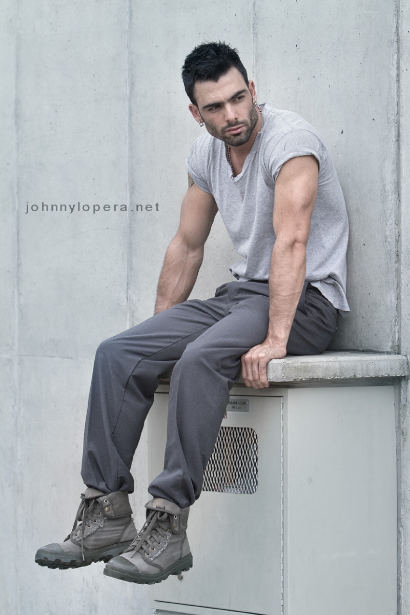 Male model photo shoot of ANDRES ZAPATA J