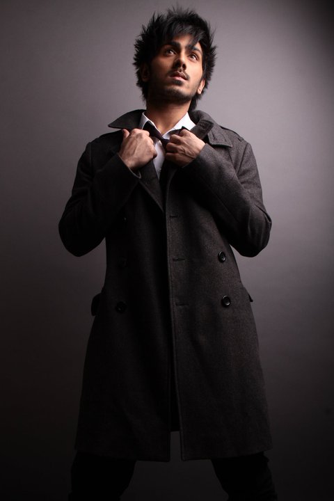 Male model photo shoot of Sam Hashim in Skylite studios London