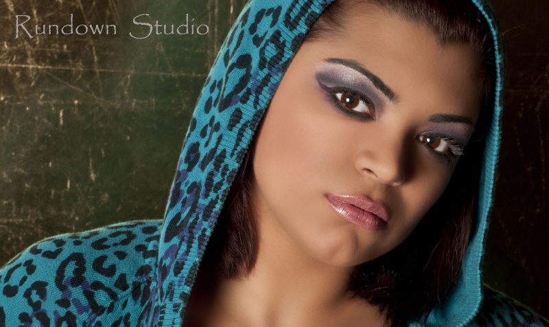 Female model photo shoot of Bobbi Y in Rundown Studios