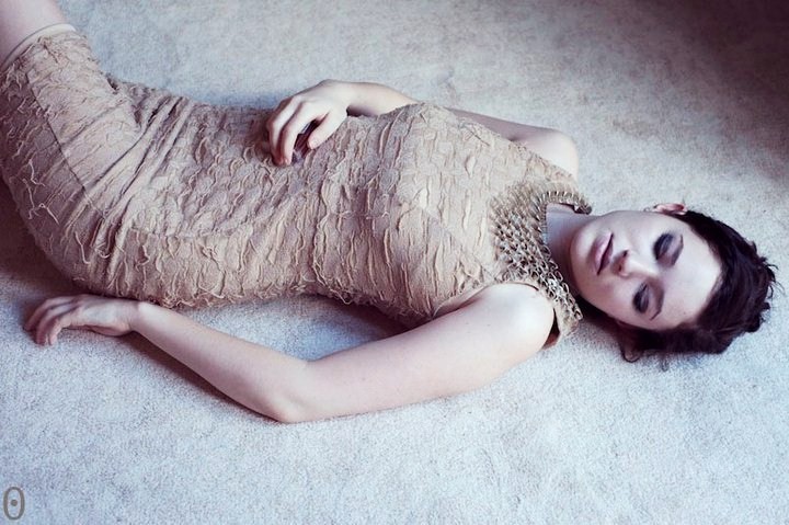 Female model photo shoot of Hannah Costello