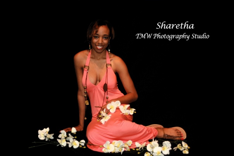 Female model photo shoot of Sharetha Yvette
