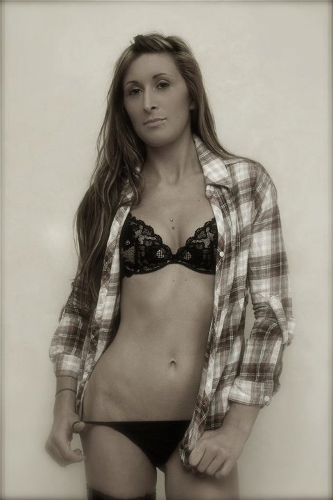 Female model photo shoot of Jamie Lynn Edenholm