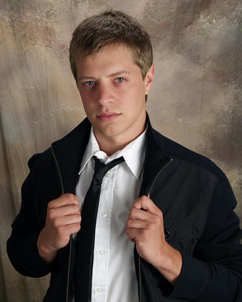 Male model photo shoot of Ethan Virgo