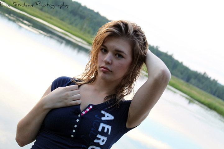 Female model photo shoot of CountryAtHeart