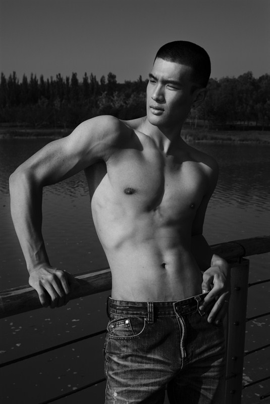 Male model photo shoot of Pyoung Kim