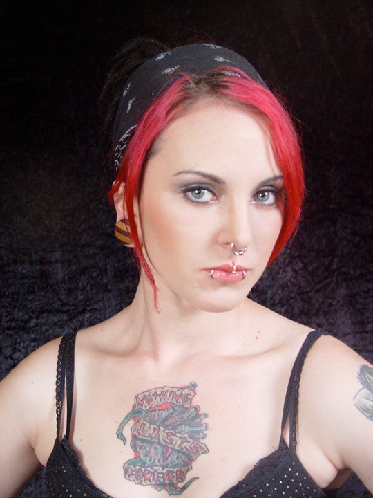 Female model photo shoot of SpiderQueen