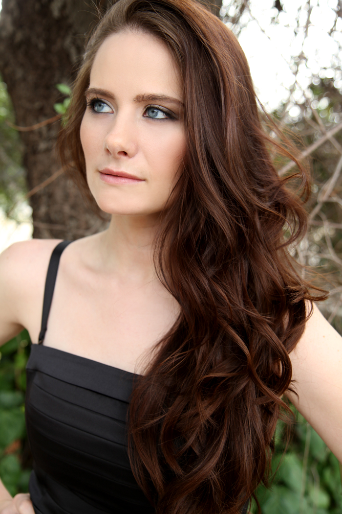 Female model photo shoot of Danielle Broderick