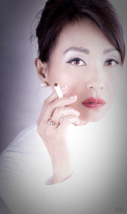 Female model photo shoot of Aiza Cruz-Wing
