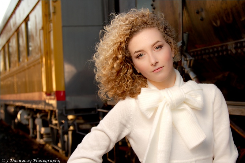 Female model photo shoot of Kate Novskaya