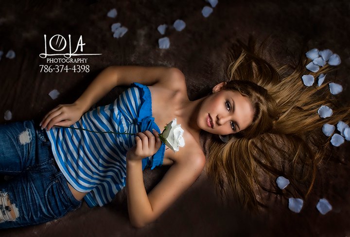 Female model photo shoot of Yeesenia Brito Reyes