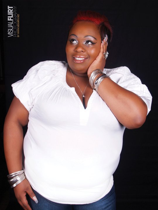 Female model photo shoot of CurvyDee