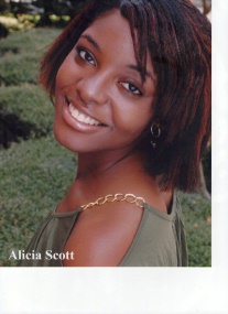 Female model photo shoot of Alicia Scott