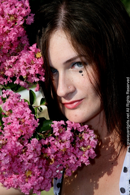 Female model photo shoot of -Aurora- by D Shane Trotter in Greenville, SC
