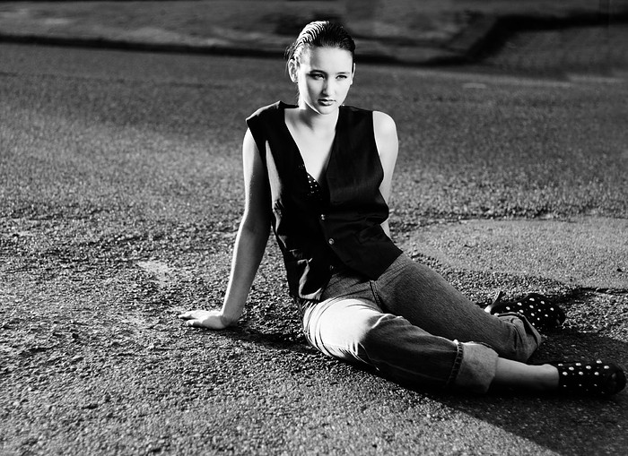 Female model photo shoot of Xeniafotografie