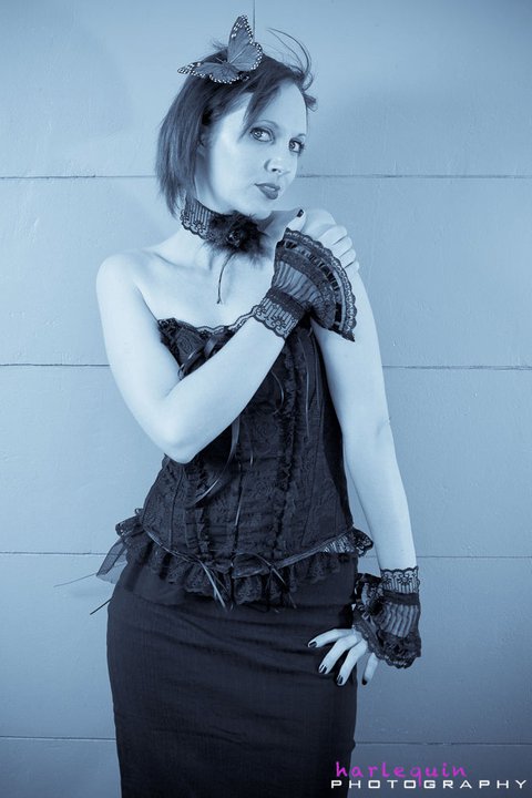 Female model photo shoot of MonyQ