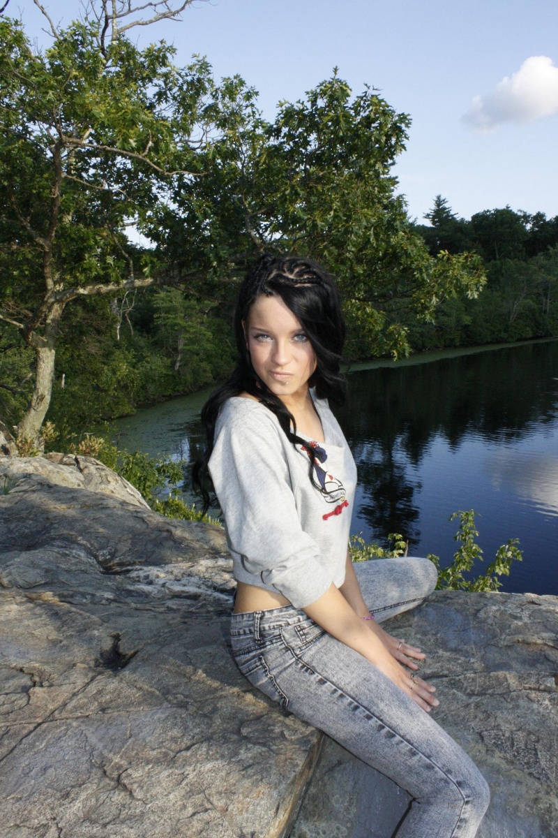 Female model photo shoot of Britta Bondelaquisha