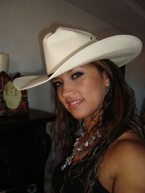 Female model photo shoot of Geraldine Cross in Mazatlan, Mexico