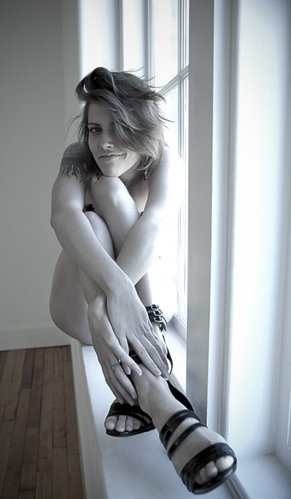 Female model photo shoot of Wren Newell by MarkGreenStudios