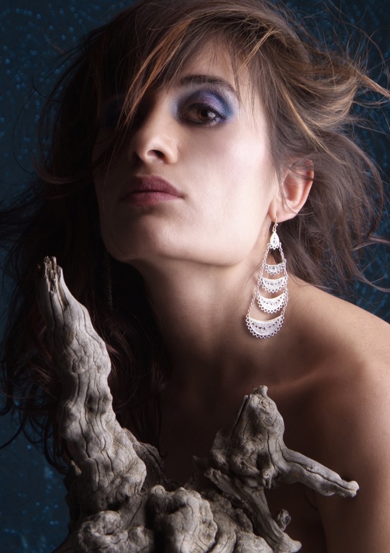 Female model photo shoot of Ksyusha G by baditoiphoto, makeup by Natalie Christina Henry