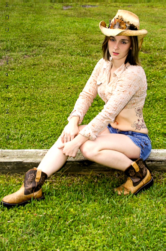 Female model photo shoot of Amber Hadley in SMMurphy