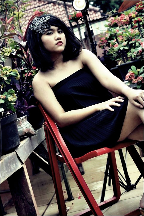 Female model photo shoot of Riri Riska in Jakarta Timur