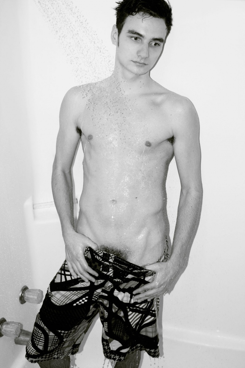 Male model photo shoot of Edgar Vanags