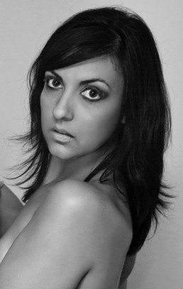 Female model photo shoot of Jess - Makeup Artist