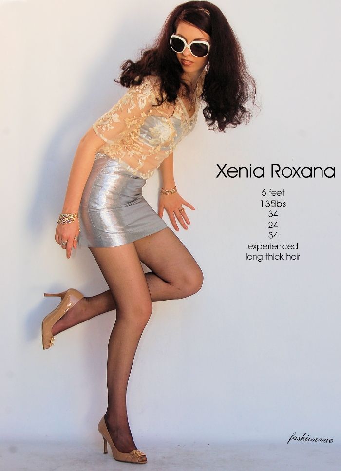 Female model photo shoot of XeniaRoxana
