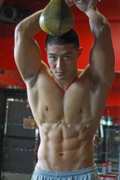 Male model photo shoot of Dennis Chen