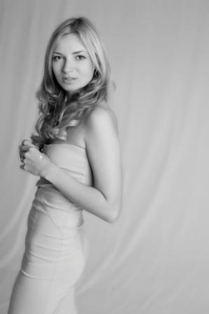 Female model photo shoot of Irina123
