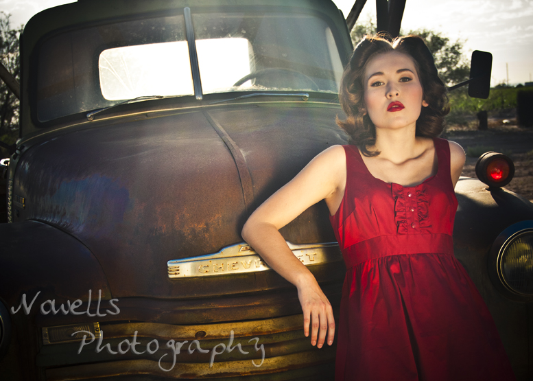 Female model photo shoot of Noelle Wells in Casa Grande AZ