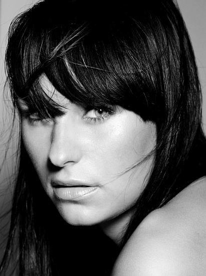 Female model photo shoot of Kate-Rozanska