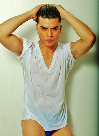 Male model photo shoot of Juan Jose Dubon