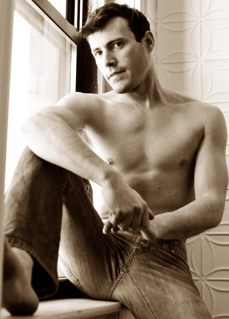 Male model photo shoot of Vincent_t